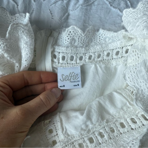 Selfie Leslie White Lace Ruffle Mini Dress Belt Loops - Picture 11 of 16